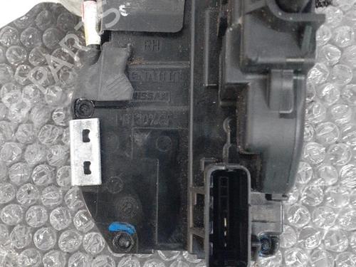 front-right-lock-nissan-note-e12-2012-24740732 main image