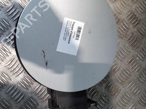 Fuel flap RENAULT CLIO V (B7_) 1.6 E-TECH 140 (B7MU) | BP24756527C131 