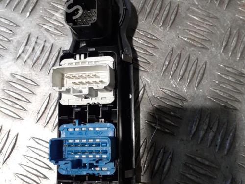 Used Switch Switch RENAULT MODUS / GRAND MODUS (F/JP0_) 1.5 dCi (FP0F, JP0F) (86 hp) 24761879 24761879