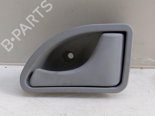 Højre fortil invendig håndtag RENAULT TWINGO I (C06_) 1.2 16V (C060) (60 hp) 33049619