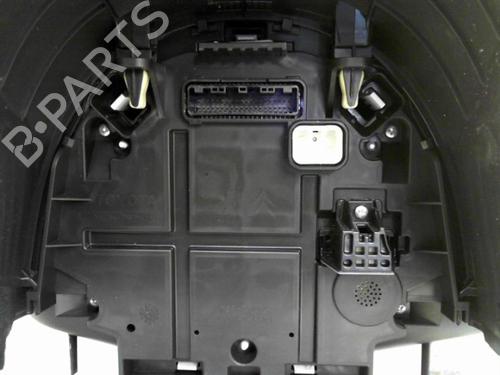 instrument-cluster-toyota-aygo-_b4_-2014-24744017 main image