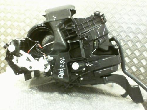 Heater matrix box RENAULT CLIO V (B7_) 1.0 TCe 100 (B7MT) | BP24755323M61 