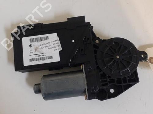 Used Right rear window motor VW TOUAREG (7LA, 7L6, 7L7) 2.5 R5 TDI (174 hp) 24761509