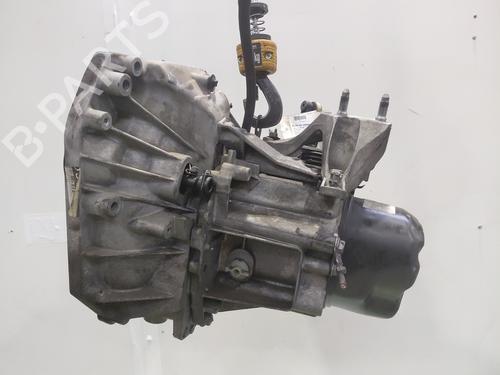 Used Gearbox Gearbox DACIA LOGAN MCV II TCe 90 (K8M1, K8MA, K8AC) (90 hp) 30738942 30738942