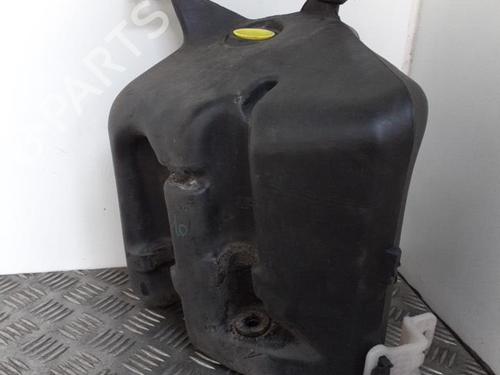 Used Windscreen washer tank CITROËN C4 Coupe (LA_) 1.6 16V (109 hp) 24757539