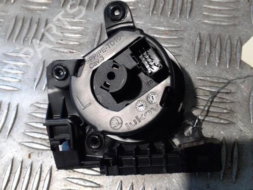 Used Headlight switch Headlight switch SKODA SCALA (NW1) 1.0 TSI (110 hp) 24756263 24756263