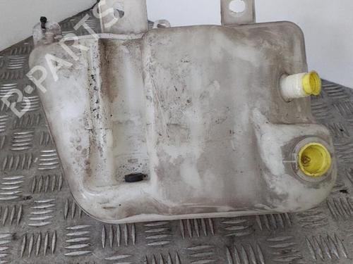 Windscreen washer tank BMW 5 (E39) 530 d | BP24759182C113 