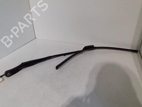 Used Front windshield wiper arm Front windshield wiper arm PEUGEOT 3008 II SUV (MC_, MR_, MJ_, M4_) 1.5 BlueHDi 130 (131 hp) 24753973 24753973