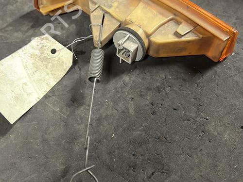 Used Left front indicator Left front indicator RENAULT SUPER 5 (B/C40_) 1.1 (48 hp) 24770294 24770294