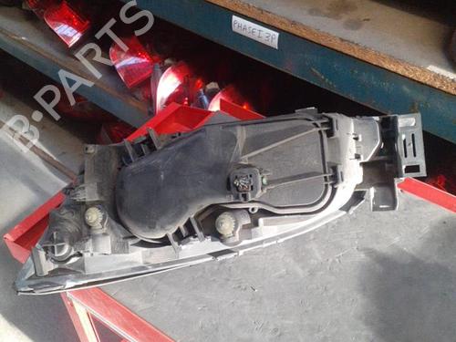 Used Right headlight Right headlight FORD MONDEO III Turnier (BWY) 2.0 16V TDDi / TDCi (115 hp) 24768989 24768989