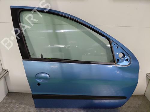 Used Right front door PEUGEOT 206 Hatchback (2A/C) 1.4 i (75 hp) 29237671