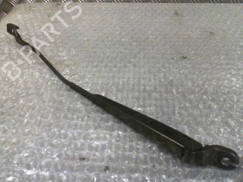 Used Front windshield wiper arm CITROËN C3 Picasso (SH_) 1.6 HDi (90 hp) 24762551