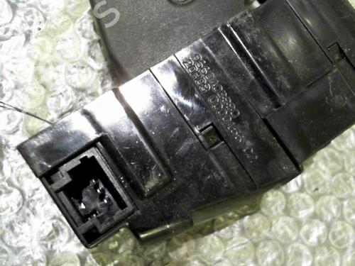 Used Tailgate lock Tailgate lock PEUGEOT 308 I (4A_, 4C_) 1.6 HDi (109 hp) 24745351 24745351