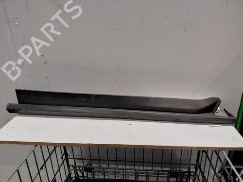 Used Right sideskirt Right sideskirt FORD TRANSIT COURIER B460 Box Body/MPV 1.5 TDCi (75 hp) 39698170 39698170