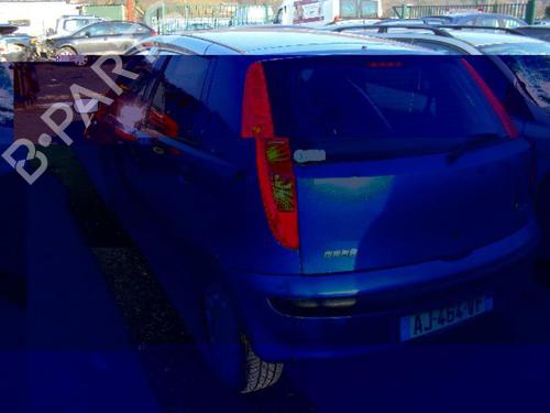 Used Parts FIAT PUNTO (188_)  1.9 JTD  2402603