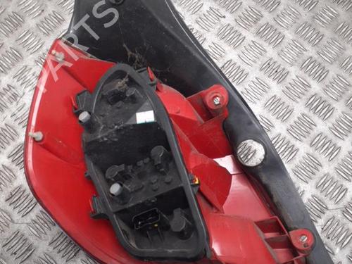 Used Left taillight RENAULT CLIO III (BR0/1, CR0/1) 1.5 dCi (C/BR0G, C/BR1G) (68 hp) 24762095