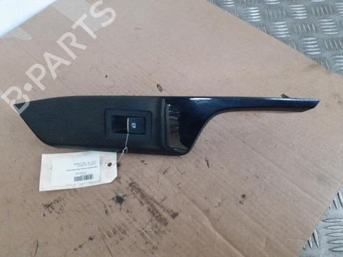 Used Right front window switch Right front window switch TOYOTA C-HR (_X1_) 1.8 Hybrid (ZYX10_, ZYX11_) (98 hp) 24748639 24748639