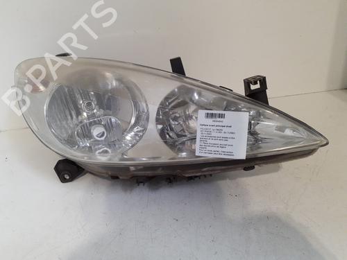 Used Right headlight Right headlight 24764678 24764678