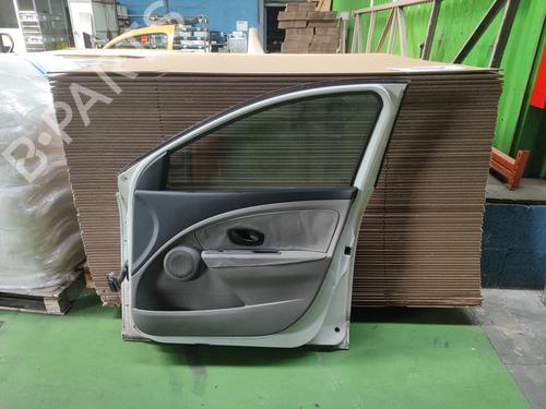 Used Right front door Right front door RENAULT MEGANE III Hatchback (BZ0/1_, B3_) 1.5 dCi (86 hp) 28190895 28190895