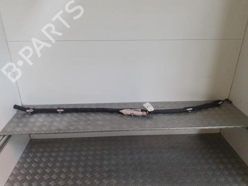 Used Right curtain airbag PEUGEOT 308 II (LB_, LP_, LW_, LH_, L3_) 1.6 HDi (92 hp) 24750557