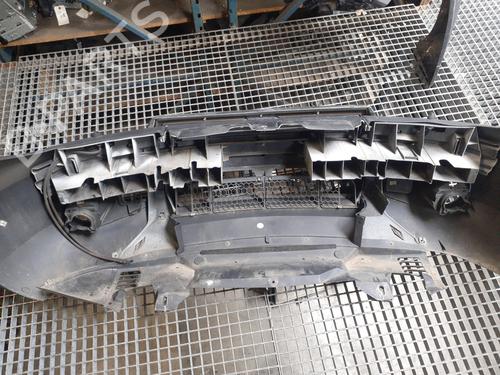 Paraurti anteriore RENAULT SCÉNIC I MPV (JA0/1_, FA0_) 1.9 dCi RX4 | BP24758709C7 