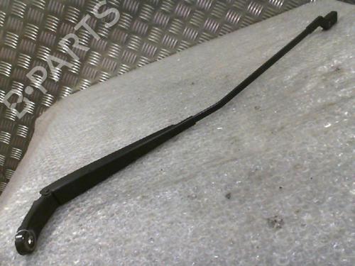 Used Front windshield wiper arm PEUGEOT 3008 I MPV (0U_) 1.6 HDi (112 hp) 24752037