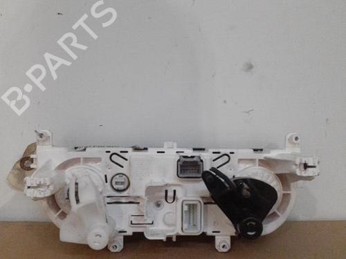 climate-control-renault-clio-iv-bh_-2012-2013-2014-2015-2016-2017-2018-2019-2020-2021-24739574 main image