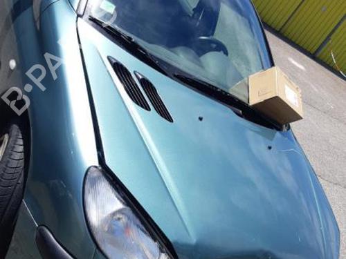 Front windshield wiper arm PEUGEOT 206 Hatchback (2A/C) 1.4 i | BP24745597C143 