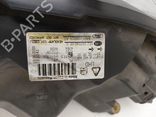 Used Right headlight Right headlight FORD FIESTA VI (CB1, CCN) 1.4 TDCi (68 hp) 31831135 31831135