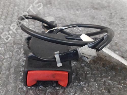 Used Seat buckle FIAT 500 (312_) 1.4 (312AXC1B, 312CXC1B) (100 hp) 24740657