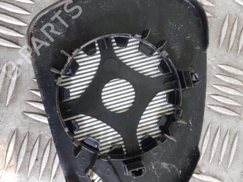 Used Left mirror glass Left mirror glass 24747593 24747593