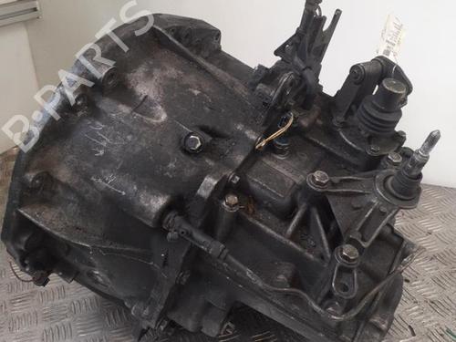 Used Gearbox Gearbox RENAULT SCÉNIC II (JM0/1_) 1.9 dCi (JM0G, JM12, JM1G, JM2C) (120 hp) 24740196 24740196