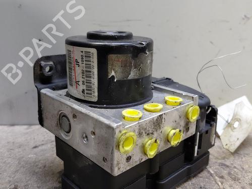 Used ABS pump MAZDA 2 (DE_, DH_) 1.3 (DE3FS) (75 hp) 29116479