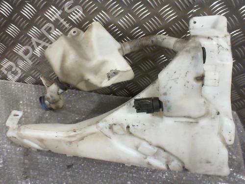 Used Windscreen washer tank VOLVO V50 (545) 1.6 D (110 hp) 24766184