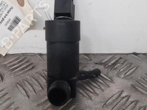 Used Washer pump Washer pump VOLVO S40 II (544) 1.6 D (110 hp) 24749093 24749093