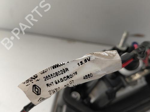 Used Right tailgate light Right tailgate light RENAULT CLIO IV (BH_) 1.5 dCi 110 (110 hp) 39665141 39665141