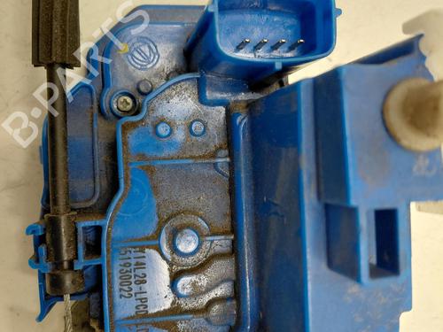 rear-right-lock-fiat-500l-351_-352_-2012-39630671 main image