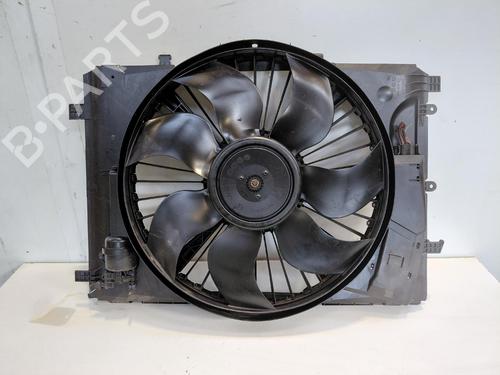 radiator-fan-mercedes-benz-c-class-w204-2007-2008-2009-2010-2011-2012-2013-2014-2015-36641200 main image