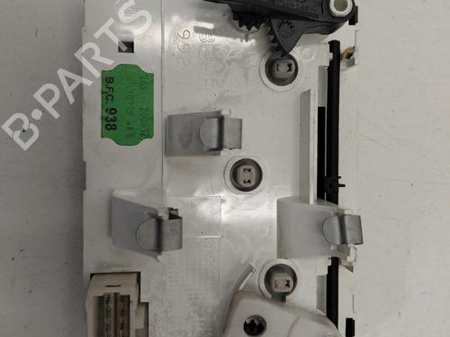 Used Climate control Climate control 39233917 39233917