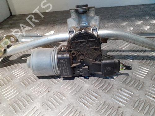 Used Front wiper motor VW POLO (9N_, 9A_) 1.4 16V (75 hp) 24756003