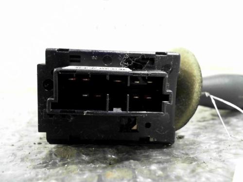 Steering column stalk PEUGEOT 206 Hatchback (2A/C) 1.4 i | BP24752695I23 