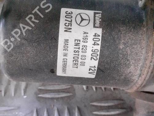 Used Front wiper motor MERCEDES-BENZ A-CLASS (W169) A 180 CDI (169.007, 169.307) (109 hp) 24756682