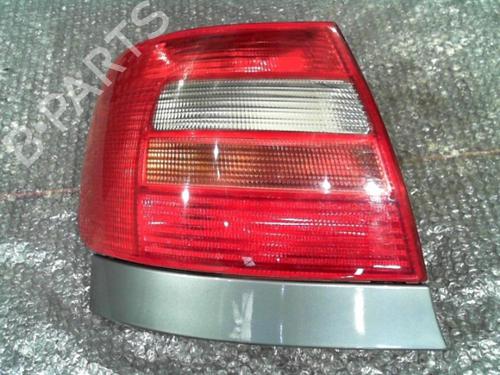 Venstre baglygte AUDI A4 B5 (8D2) 1.8 T (150 hp) 24743243