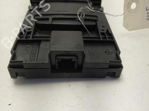 Used Card reader Card reader RENAULT SCÉNIC III (JZ0/1_) 1.9 dCi (JZ0J, JZ1J, JZ1K, JZ1S) (131 hp) 36765044 36765044
