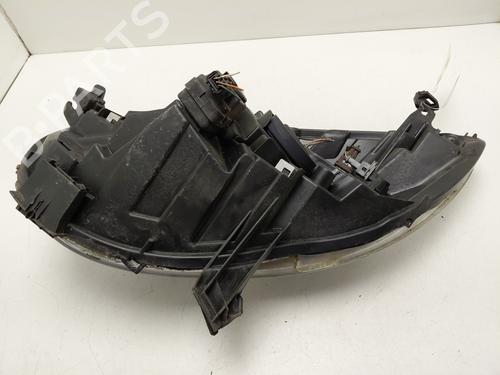 Used Right headlight Right headlight CITROËN C1 (PM_, PN_) 1.4 HDi (54 hp) 32358674 32358674