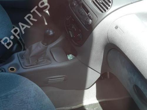 Front windshield wiper arm PEUGEOT 206 Hatchback (2A/C) 1.4 i | BP24745597C143 