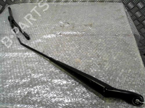Used Front windshield wiper arm CITROËN C3 / C3 ORIGIN III (SX) 1.2 THP 110 (110 hp) 24745361