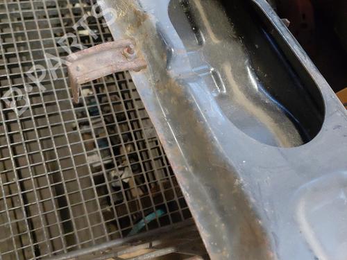 rear-bumper-reinforcement-hyundai-santa-fe-i-sm-2000-2001-2002-2003-2004-2005-2006-24758328 main image