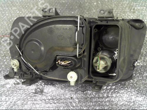 Used Right headlight Right headlight VW BORA I (1J2) 1.6 (101 hp) 24743449 24743449
