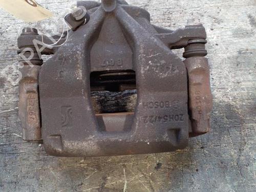 left-front-brake-caliper-opel-corsa-d-s07-2006-2007-2008-2009-2010-2011-2012-2013-2014-2015-24747381 main image